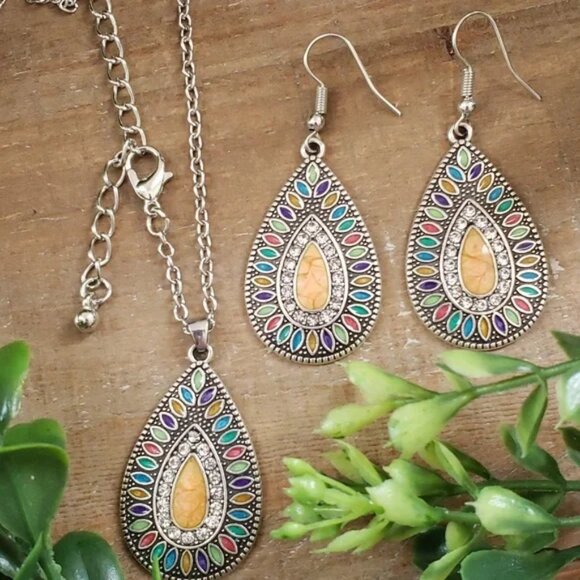 Beautiful Orange Multi Colored 3 pc Silver Necklace & Earring Set. NWOT O/S - Picture 6 of 7